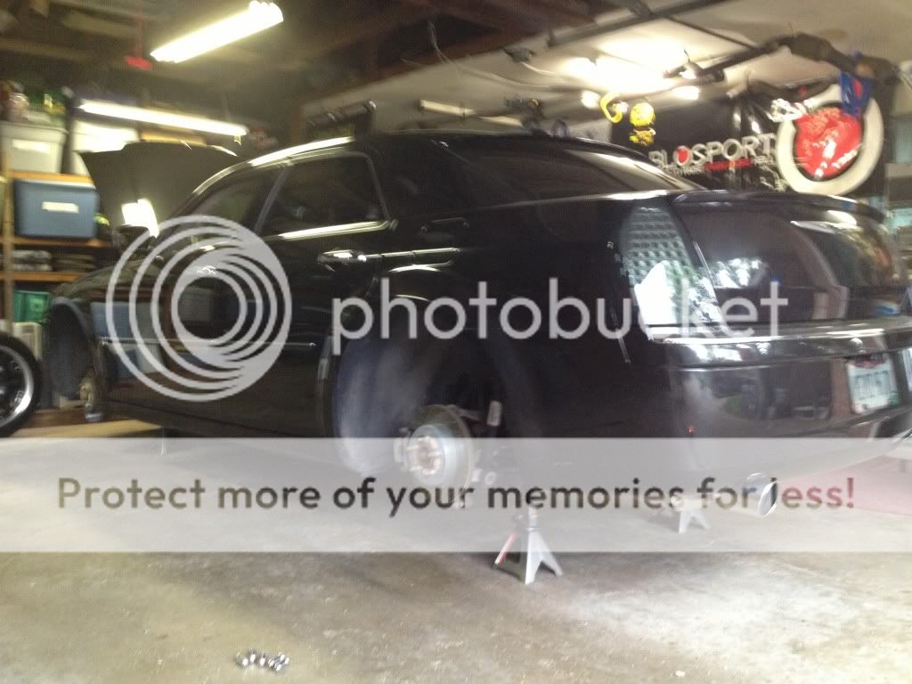 300c Jacking up points and axle stand location Chrysler 300C & SRT8