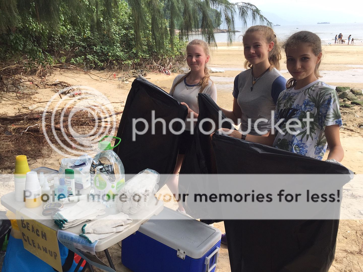 Beach Clean Up Beach Clean Up 1